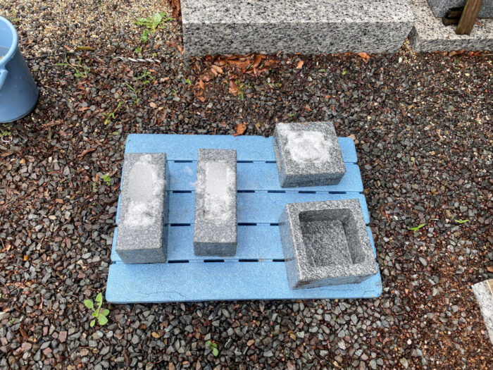 【東浦町 平成27年建立 8寸角石塔追加彫り工事~簡易クリーニング~】
