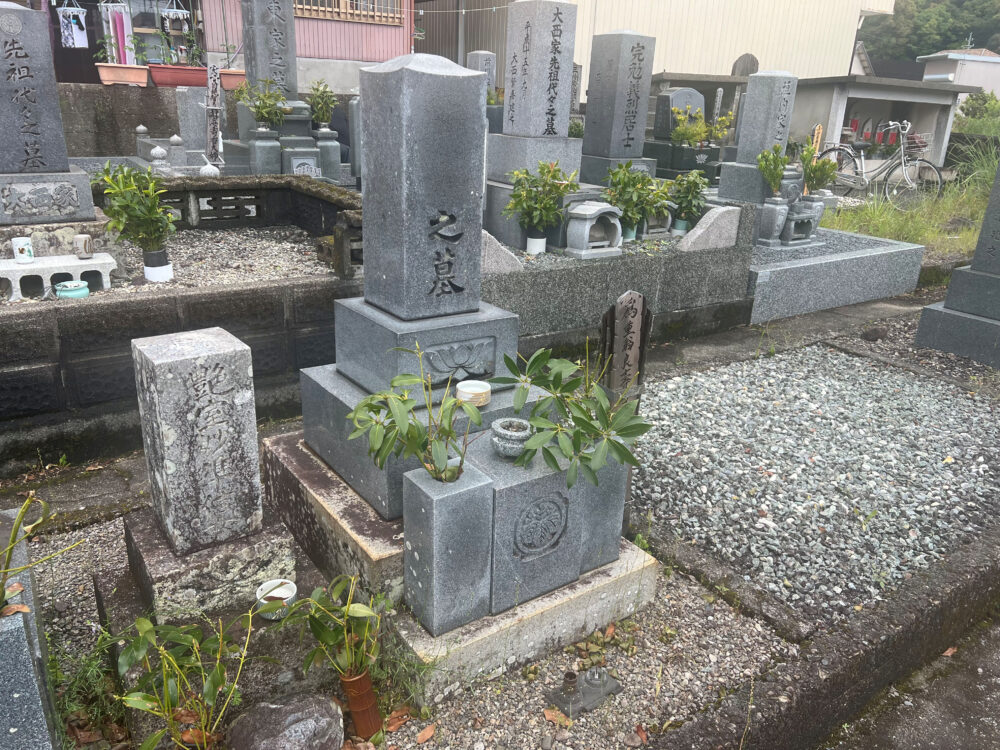 三重県 昭和48年建立7寸角石塔 移設工事～打合せ～】お施主様ID